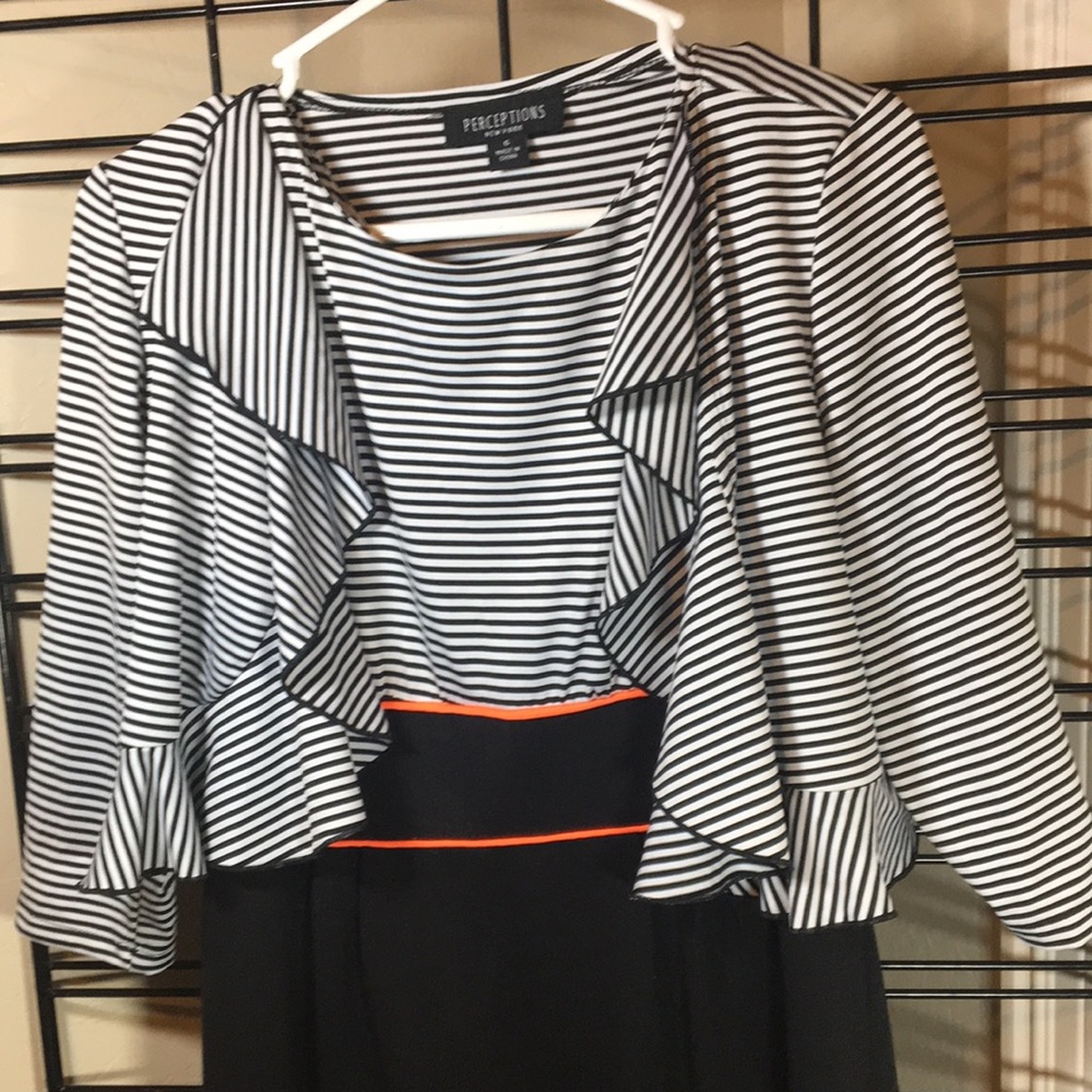 NWT Perceptions N.Y, 2 pc Dress, Size 6, Polyester, Rayon & Spandex.